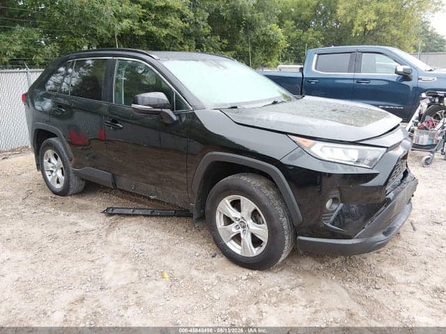 2021 TOYOTA RAV4 XLE 1