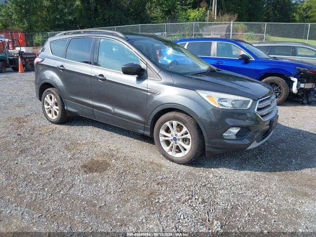 2018 FORD ESCAPE SE 1
