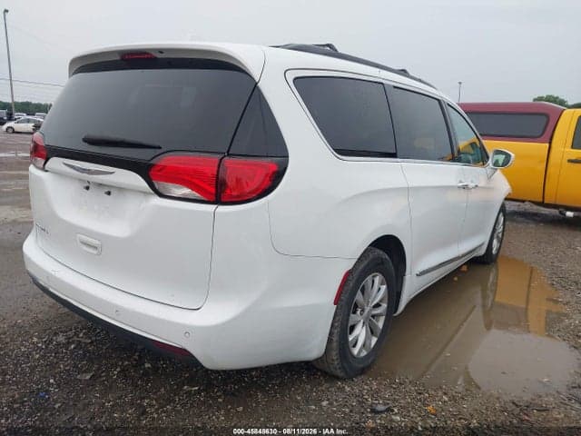 2017 CHRYSLER PACIFICA TOURING-L 4