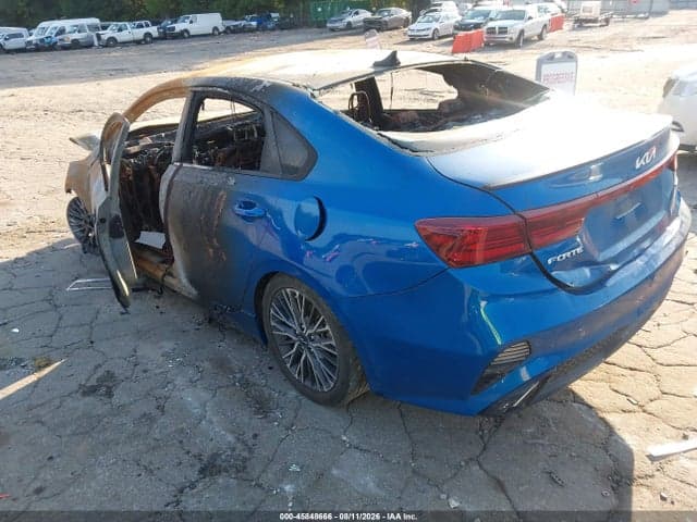 2023 KIA FORTE GT-LINE 3