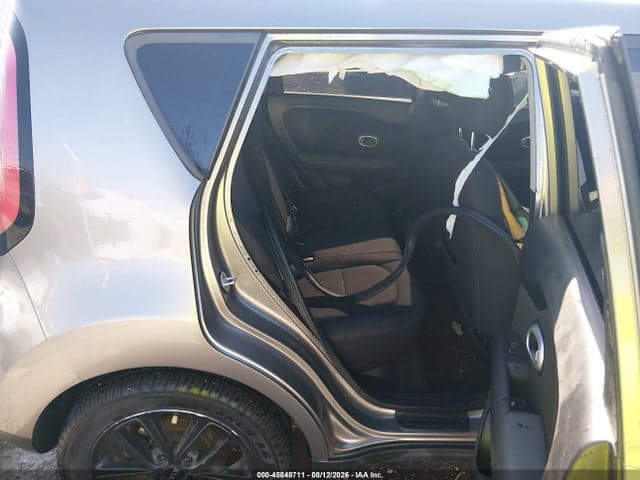2018 KIA SOUL + 8