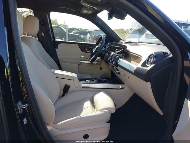 2026 MERCEDES-BENZ GLB 250 5