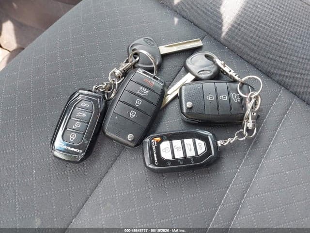 2018 KIA SORENTO 2.4L LX 11