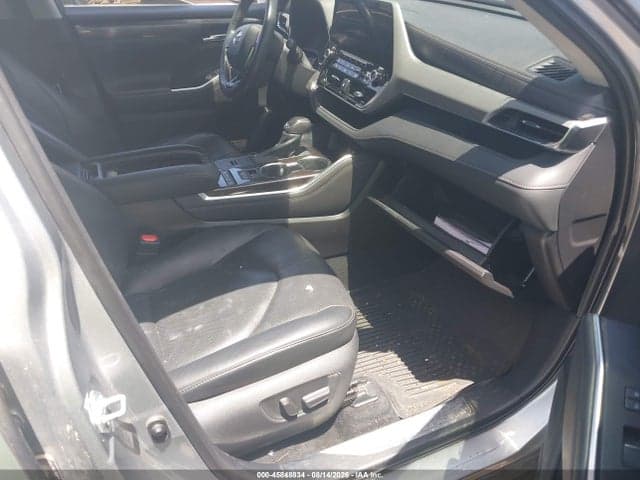 2021 TOYOTA HIGHLANDER PLATINUM 5