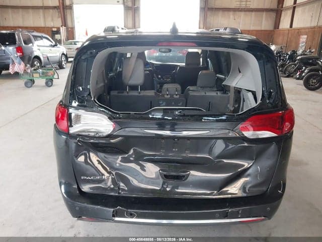 2017 CHRYSLER PACIFICA TOURING-L 6