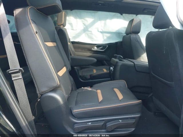 2023 GMC YUKON 4WD AT4 8