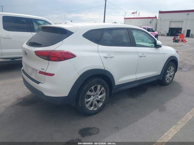 2021 HYUNDAI TUCSON SE 4