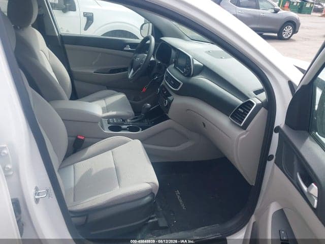 2021 HYUNDAI TUCSON SE 5