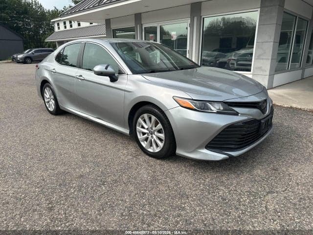 2018 TOYOTA CAMRY LE