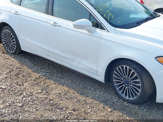 2017 FORD FUSION SE 6