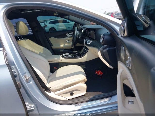 2017 MERCEDES-BENZ E 300 4MATIC 5
