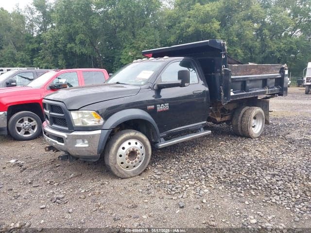 2018 RAM 5500 CHASSIS TRADESMAN/SLT 2