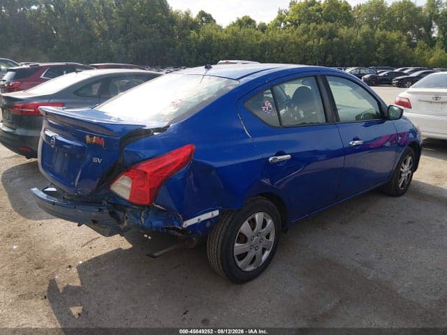 2017 NISSAN VERSA 1.6 SV 4