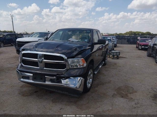 2017 RAM 1500 SLT 4X2 6'4 BOX 2