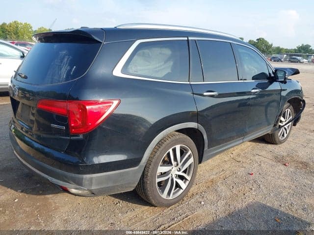 2017 HONDA PILOT TOURING 4