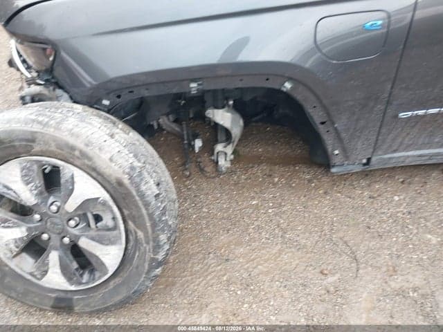 2025 JEEP GRAND CHEROKEE 4XE 6