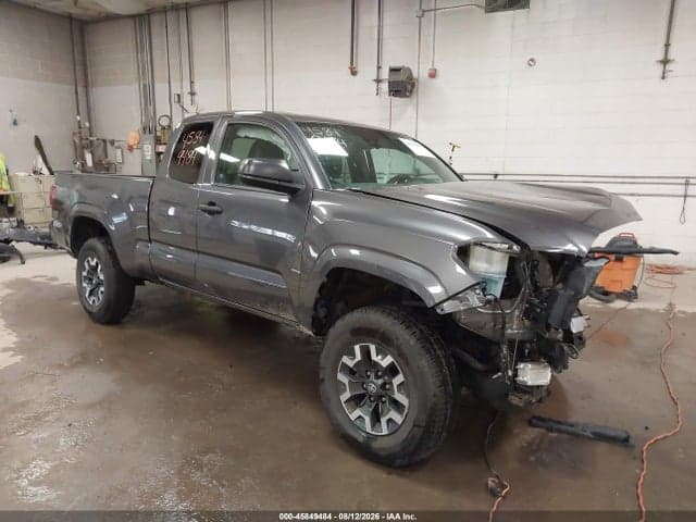 2022 TOYOTA TACOMA SR