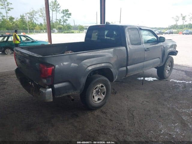2020 TOYOTA TACOMA SR 4
