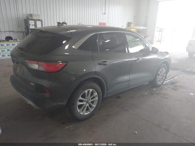 2020 FORD ESCAPE SE 4