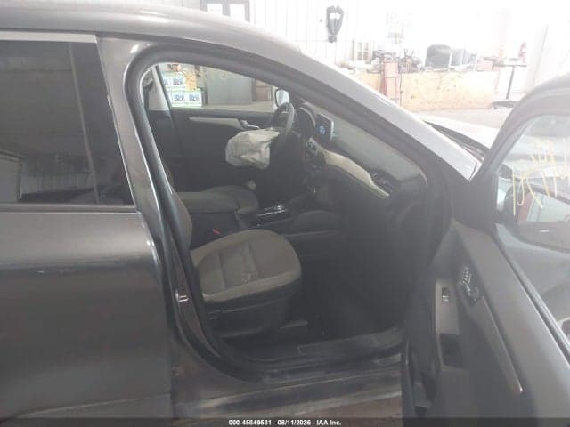 2020 FORD ESCAPE SE 5