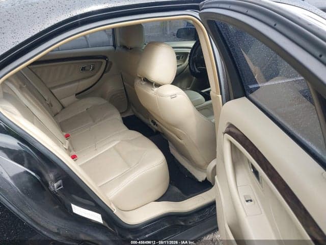 2017 FORD TAURUS LIMITED 8