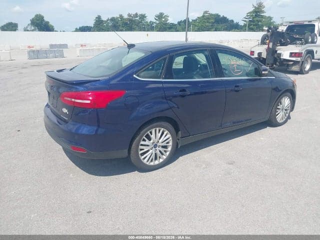 2017 FORD FOCUS TITANIUM 4