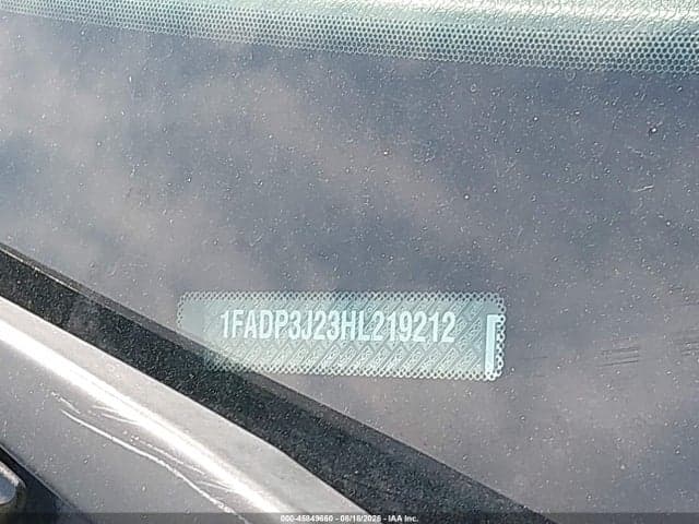 2017 FORD FOCUS TITANIUM 9