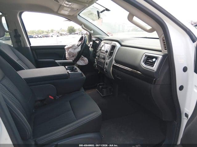 2017 NISSAN TITAN SV 5