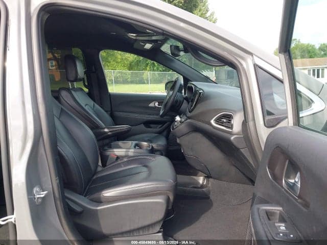2025 CHRYSLER PACIFICA SELECT 5
