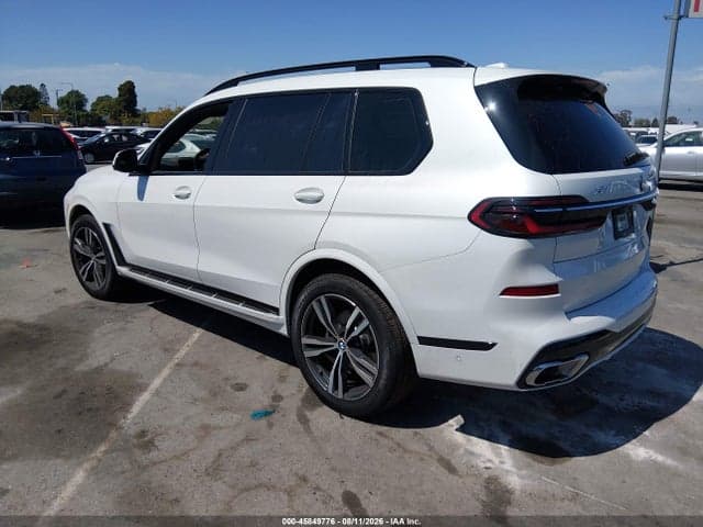 2027 BMW X7 3