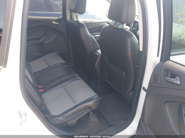 2017 FORD ESCAPE SE 8