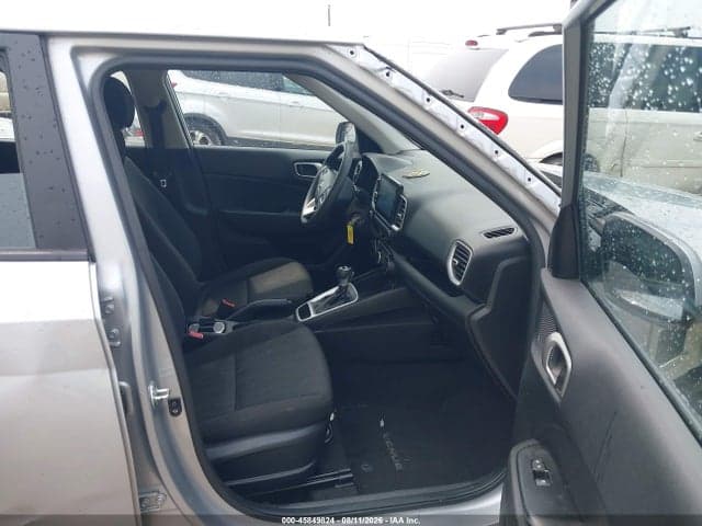 2021 HYUNDAI VENUE SE 5