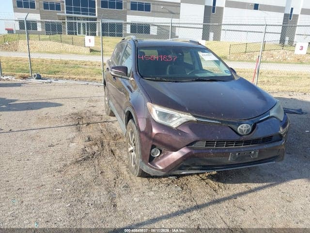 2017 TOYOTA RAV4 XLE 1
