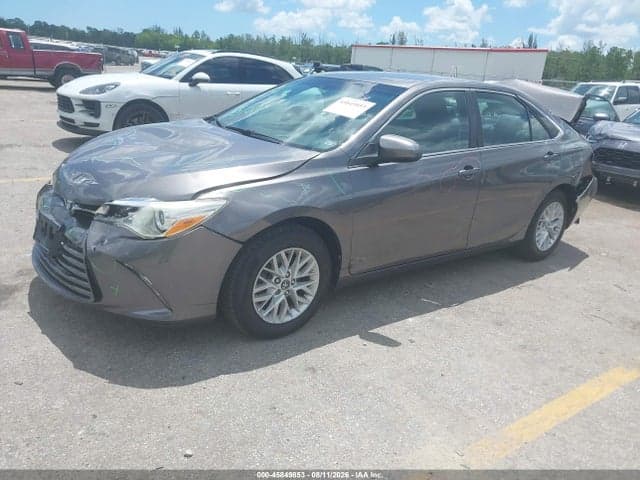 2017 TOYOTA CAMRY LE 2