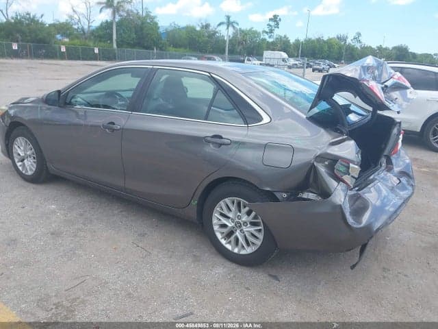 2017 TOYOTA CAMRY LE 3