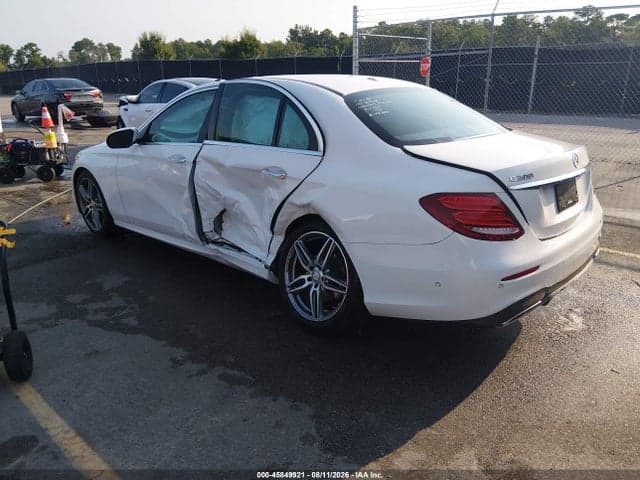 2017 MERCEDES-BENZ E 300 3