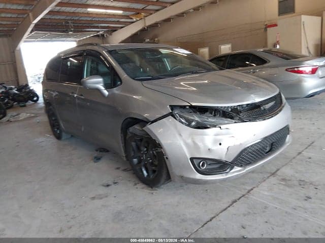 2020 CHRYSLER PACIFICA TOURING L 1