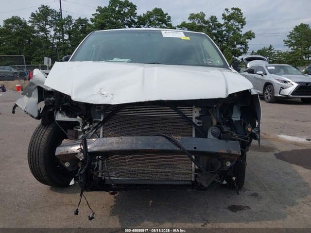 2017 DODGE GRAND CARAVAN SE 13