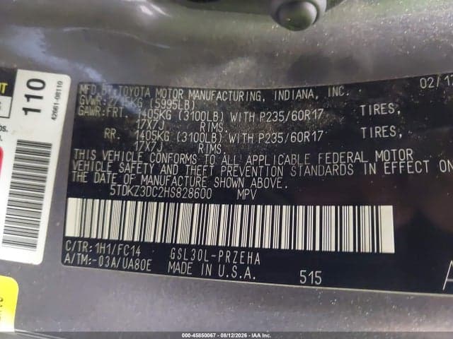 2017 TOYOTA SIENNA LE 8 PASSENGER 9