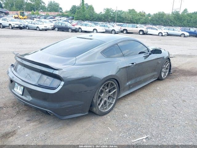 2017 FORD MUSTANG GT PREMIUM 4