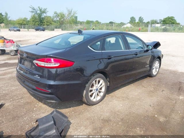 2019 FORD FUSION HYBRID SE 4