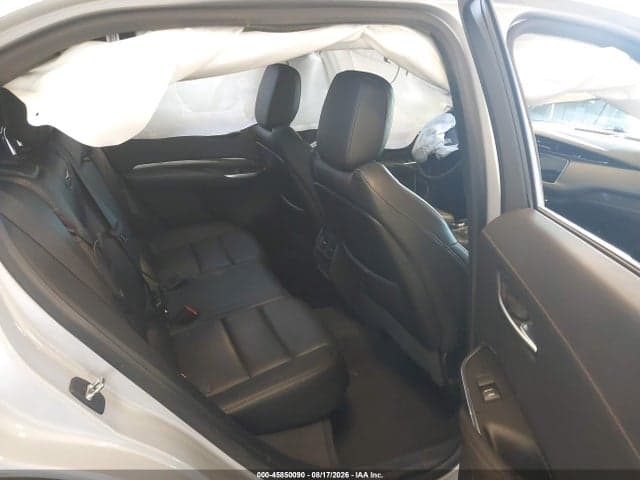 2019 CADILLAC XT4 SPORT 8