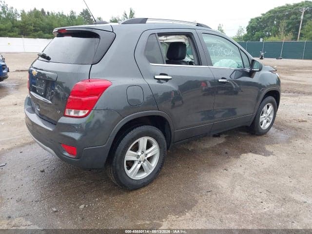 2017 CHEVROLET TRAX LT 4