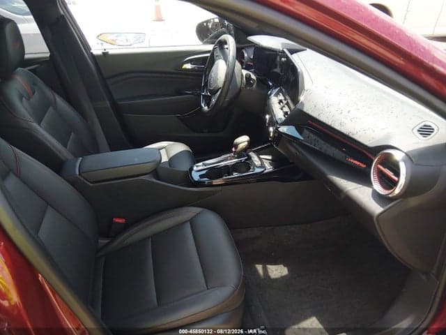 2025 CHEVROLET TRAX FWD 2RS 2