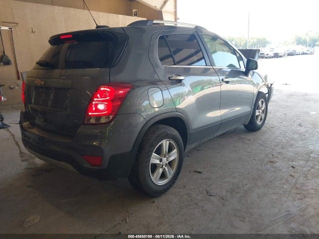 2019 CHEVROLET TRAX LT 4