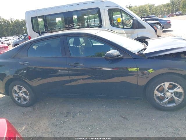 2022 HYUNDAI ELANTRA SE 12