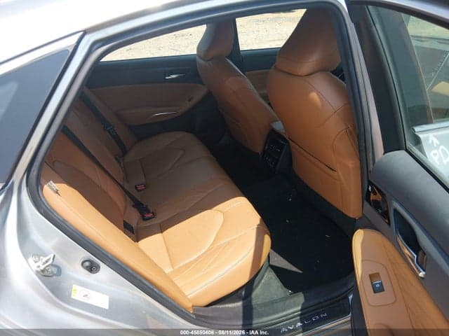 2019 TOYOTA AVALON HYBRID LIMITED 8