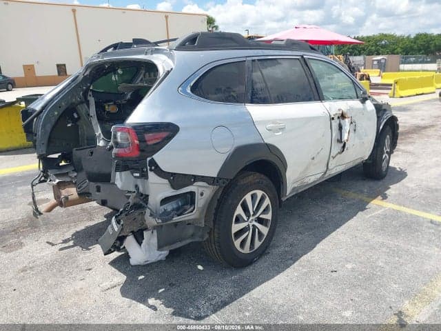 2023 SUBARU OUTBACK PREMIUM 4