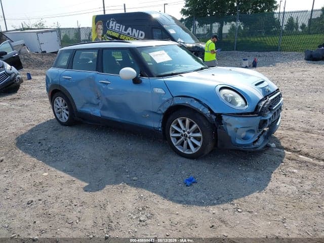 2017 MINI CLUBMAN COOPER S 1
