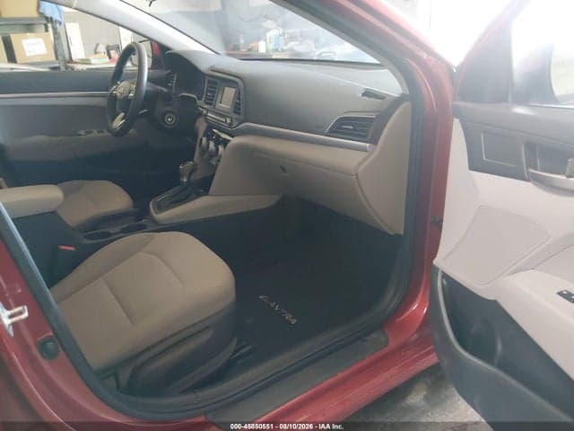 2019 HYUNDAI ELANTRA SE 5